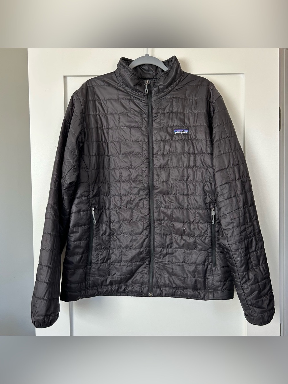 Patagonia Men’s Nano Puff Jacket Black Size Large - Picture 4 of 13